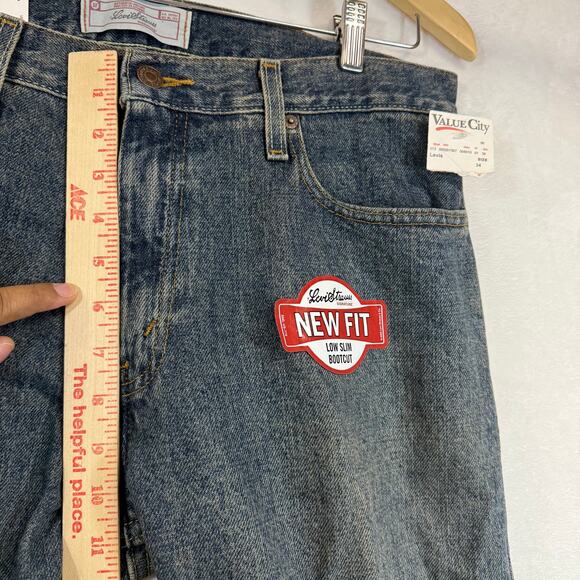NWT Levi's 34X30 Low‎ Slim Bootcut Retro 90s Casual Workwear Cotton Streetwear - Picture 8 of 10